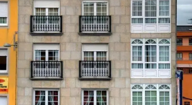 Pensión Residencia Miñones, Prenota Hotel Bayo Costa da Morte