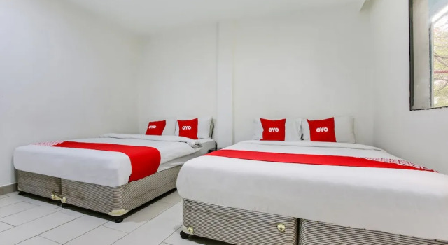 Люкс OYO 89571 Eco Palace Hotel