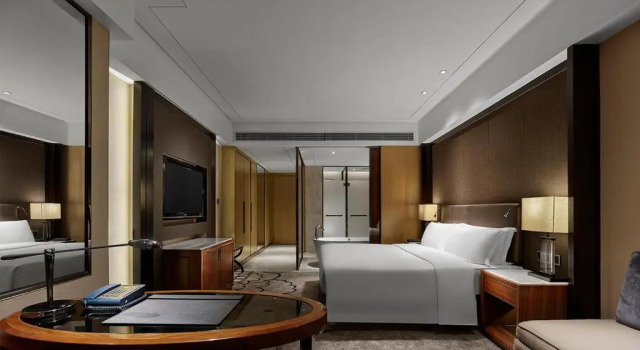 Двухместный номер Deluxe Hilton Zhongshan Downtown