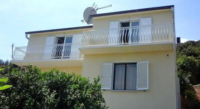 Apartments Mara