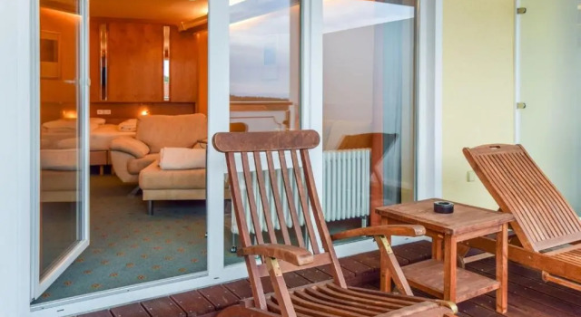 Двухместный номер Deluxe с балконом Vital- und Wellnesshotel Albblick