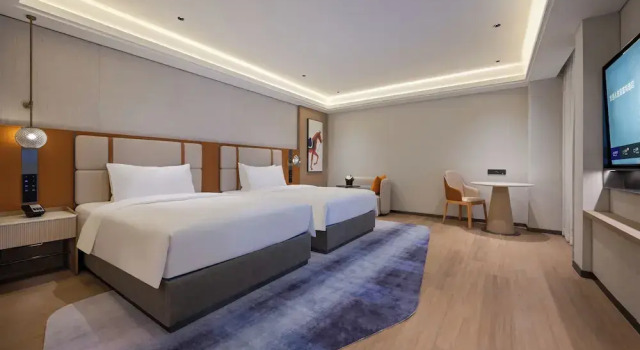 Четырёхместный номер Deluxe Novotel Shanghai Hongqiao International Airport