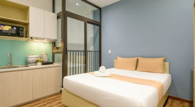 Студия Business Cozrum Homes - June Corner