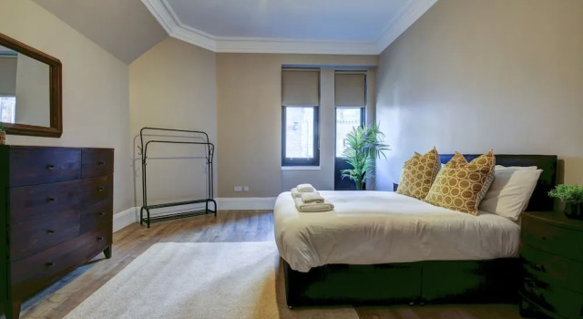 Contractor Friendly 1-bed Ensuite Ayr Town Centre KA7, Забронировать Дом для отпуска Эр Эйршир, рядом с The Low Green