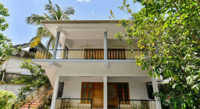 OYO 18673 Home Green Mount Cottage Kalpetta, Забронировать Дом для отпуска Отели штата Кералы с парковкой, Парковка