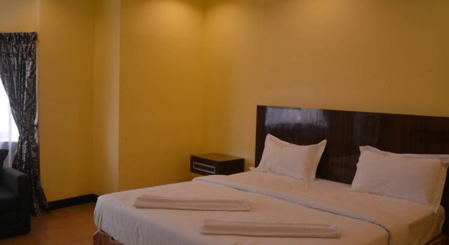 Taj Place Residency, Забронировать Отель Отели Паттайя с парковкой, рядом с Пляж Паттайя, Парковка