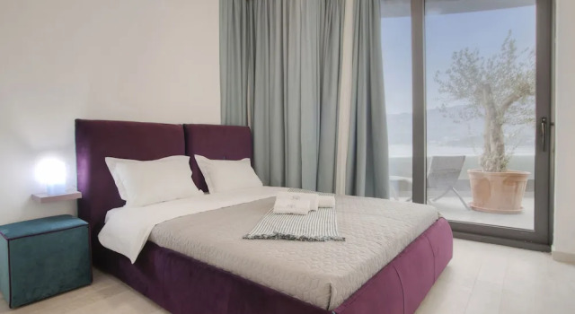 Апартаменты Comfort с 2 комнатами с балконом и с видом на море Royal Gardens Paradise