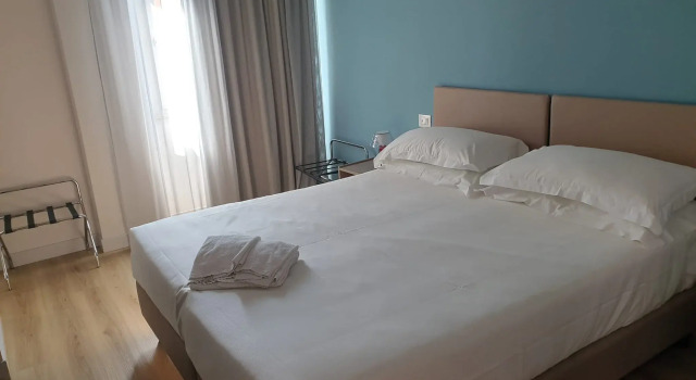 Hotel De La Ville