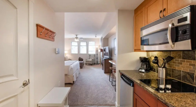 Студия Premium Unit 4643- Fraser Crossing/founders Pointe Condo