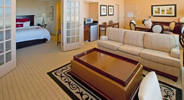 Crowne Plaza Cincinnati North