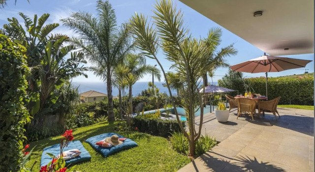 Вилла Pool, Garden and sea View - Villa Hibiscus