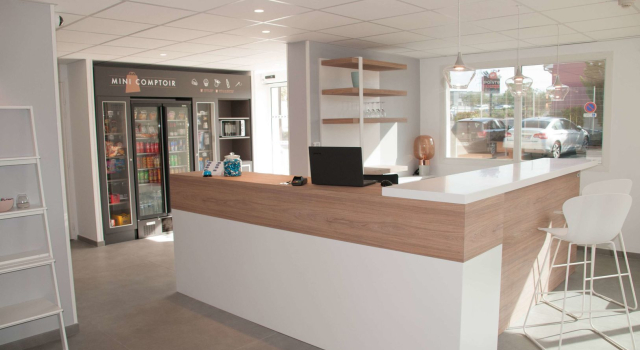 Kyriad Montpellier Saint Jean De Vedas, Rezerwuj Hotel Hotele w Montpellier ze śniadaniem, Śniadanie