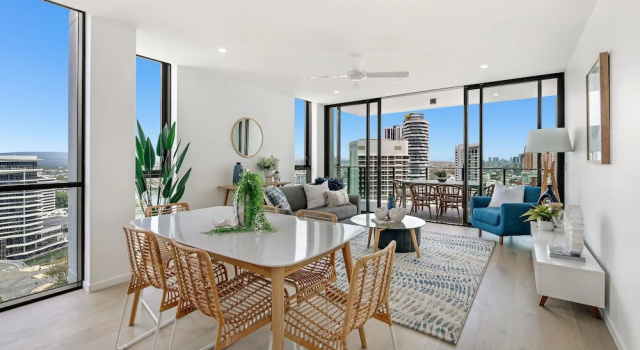 Апартаменты с 2 комнатами с балконом и с красивым видом из окна Koko Broadbeach - Official