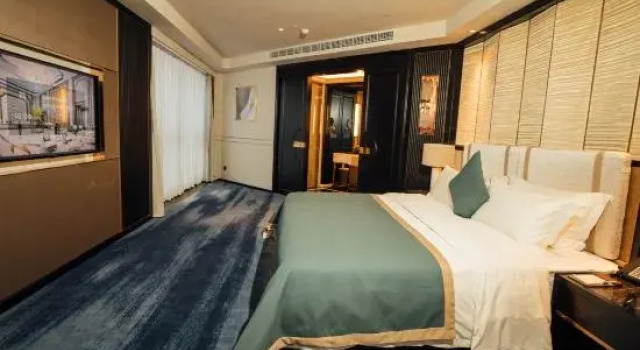 Люкс Executive Shishi Carnival Hotel