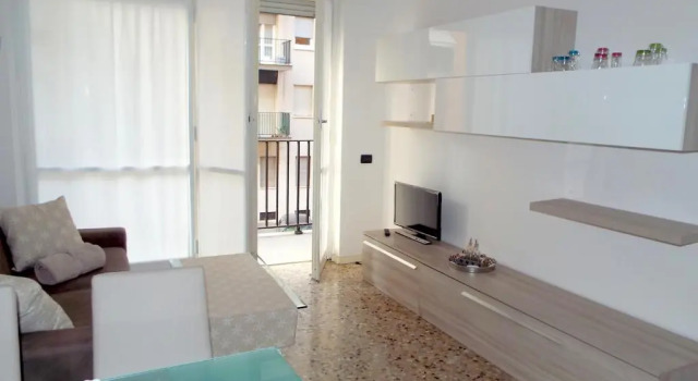 Lacaralele Apartment, Забронировать Апартаменты/квартира Апартаменты Милана, рядом с Лорето, Апартаменты/квартира