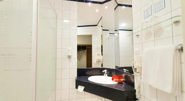 Номер Standard с видом на город Express Kraków Hotel