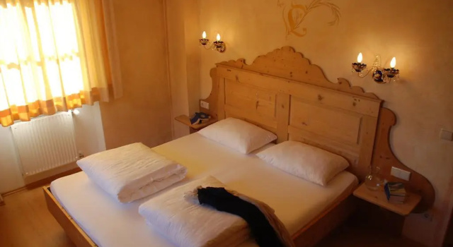 Piccolohotel Tempele Residence, Забронировать Отель Отели в центре Сан-Кандидо, в центре, Парковка