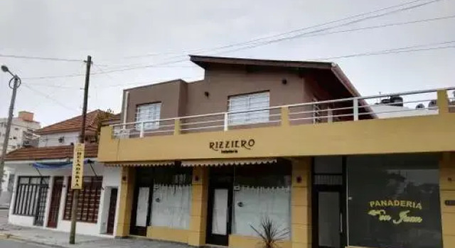 La Terraza Alojamientos, Забронировать Отель Отели в центре Санта-Тересита, в центре