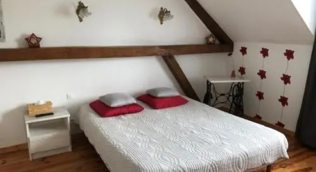 Les trois Cornets, Book Hotel Saint-Ouen-des-Champs Upper Normandy