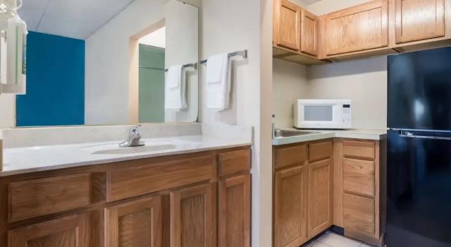 Студия 1 Life Studio and Suites