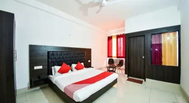 Hotel Victoria by OYO Rooms, Varaa Hotelli Rohtak Haryana