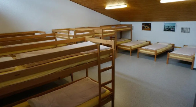 Кровать в общем номере (мужской номер) Jugendherberge Romanshorn