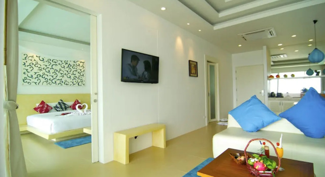 Люкс Grand c 1 комнатой Grand Bleu Ocean View Pool Suite