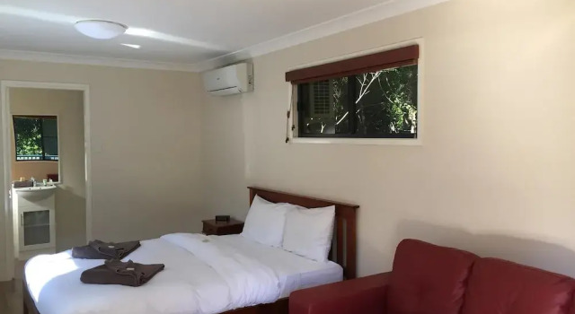 Mapleton Cabins & Caravan Park