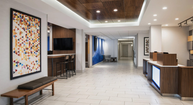 Holiday Inn Express & Suites Saskatoon Centre by IHG