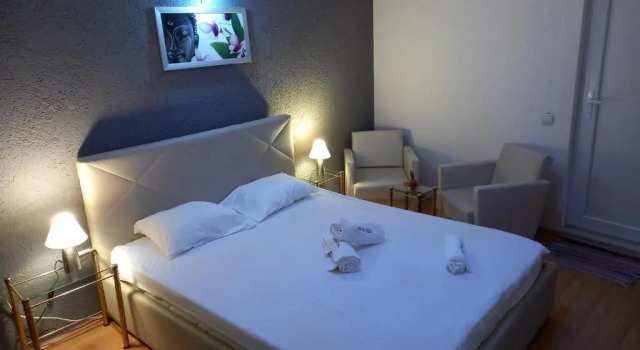 Номер Standard Deni house