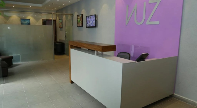 VU'Z Hotel Apt