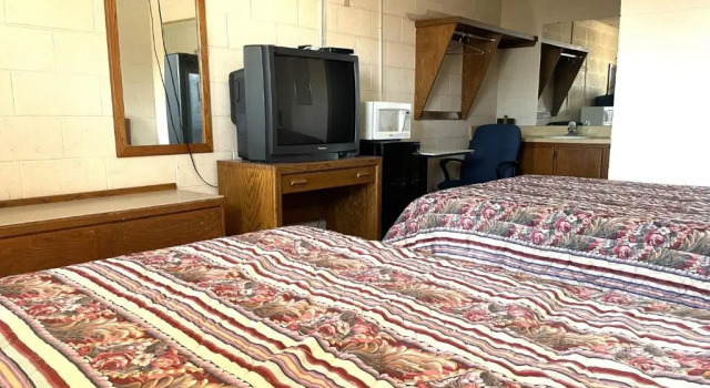 Номер Standard Skyline Motel Bartlesville Hwy 75