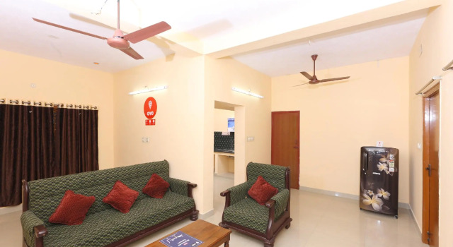 OYO 78180 2BHK Compact Home Near Promenade Beach, Забронировать Отель Отели штата Тамилнада 3 звезды, 3*
