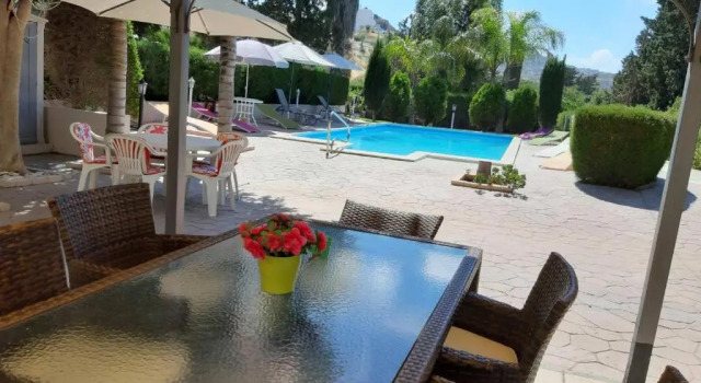 Вилла Zena Holiday Villa