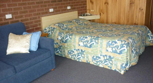 Country Mile Motor Inn, Забронировать Мини-отель Форбс Central West NSW