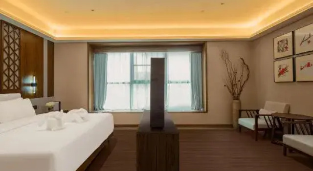 Люкс Business Yihuan Hotel
