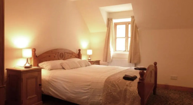 Granar Gynolwyn, Rezervați Hotel Abergynolwyn Gwynedd