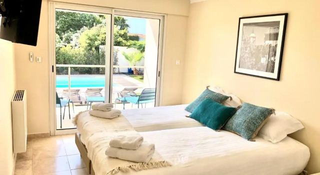 Villa Montfleuri, vieille ville à pieds, vue mer, piscine, 8 pers, Rezervasyon Villa Sainte-Maxime Mimosa Road