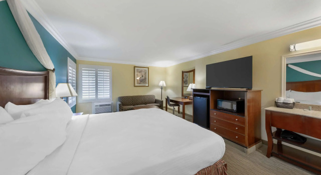 Двухместный номер Standard Best Western Harbour Inn & Suites Huntington - Sunset Beach