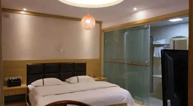 Люкс Deluxe Mengzi Wolong Hotel