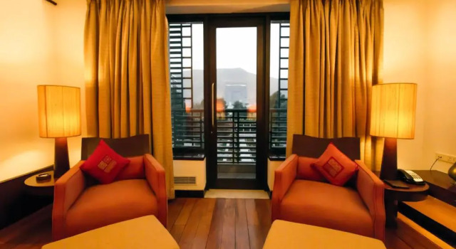 Номер Standard Kabul Serena Hotel