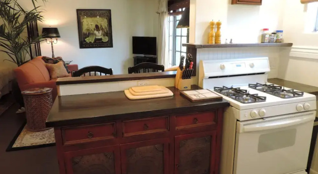 Апартаменты Rock House Haven Retreat