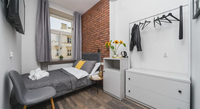 Liv Apartments Old Town, Забронировать Апартаменты/квартира Отели Кракова с завтраком, рядом с Церковь Святого Франциска Ассизи, Завтраки