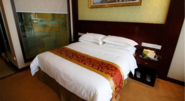 Vienna Hotel Shanghai Hongqiao Airport Jiuting, Varaa Hotelli Hongqiao Shanghai