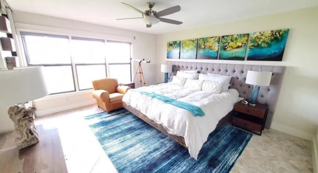 Номер Standard с 3 комнатами с балконом Sand Dollar 101 3 Bedroom Condo by RedAwning