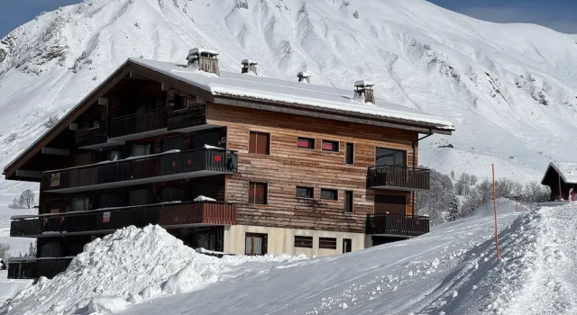 Le Lodge Monteva - Sur les pistes - Esc'Appart, Забронировать Апартаменты/квартира Ле-Гран-Борнан Лыжный курорт на озере Анси