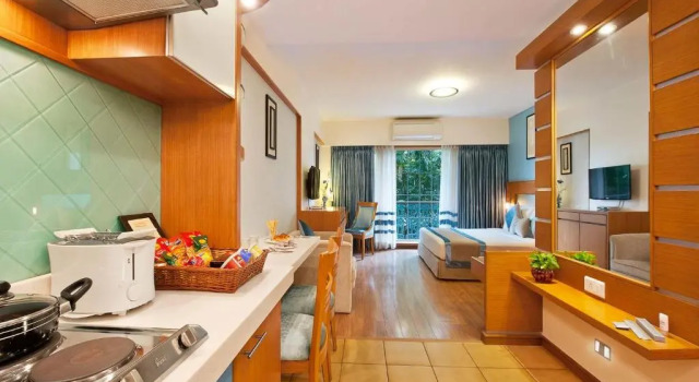 Студия Grand Residency Hotel & Serviced Apartments