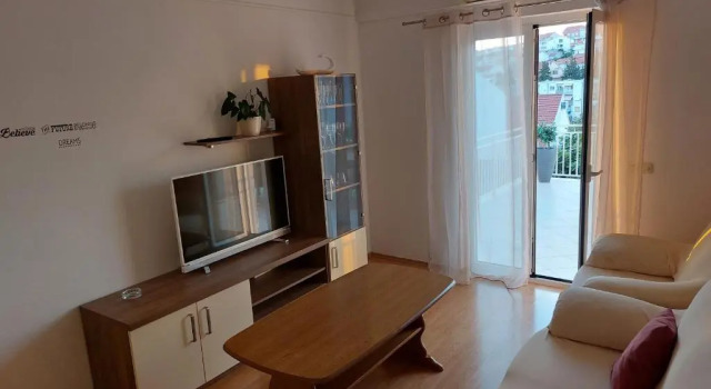 Apartments Kovačić, Prenota Appartamento Città di Lesina 