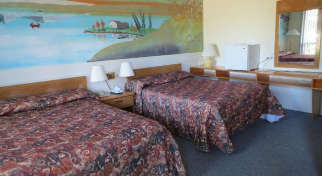 Motel and Camping Colibri, Book Motel Hotels in New Brunswick with a Pool, Swimming Pool