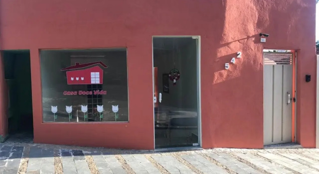 Pousada Casa Doce Vida, Забронировать Отель Агуас-ди-Линдоя Circuito das Aguas, рядом с Good Cheese Center
